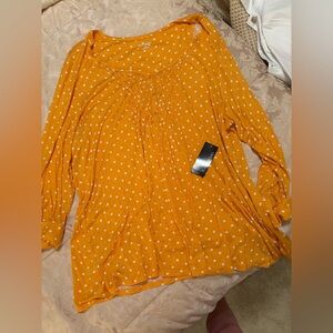 Kim Rogers 2X Yellow Polkadot Top